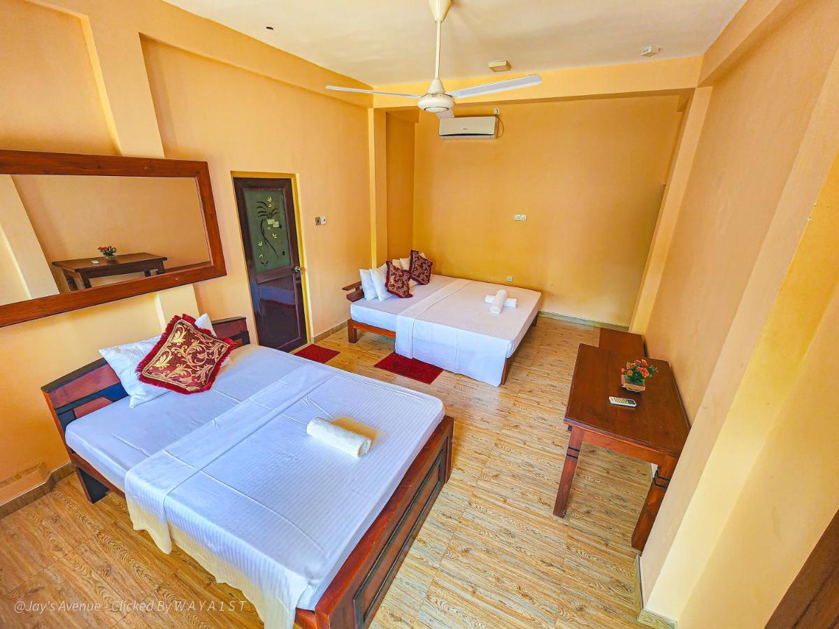 Hotel Jay'S Avenue Udawalawe Exterior foto