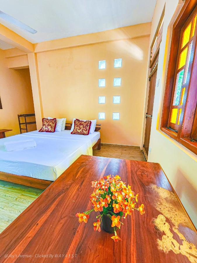 Hotel Jay'S Avenue Udawalawe Exterior foto