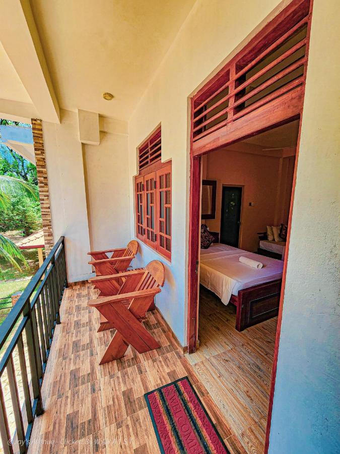 Hotel Jay'S Avenue Udawalawe Exterior foto