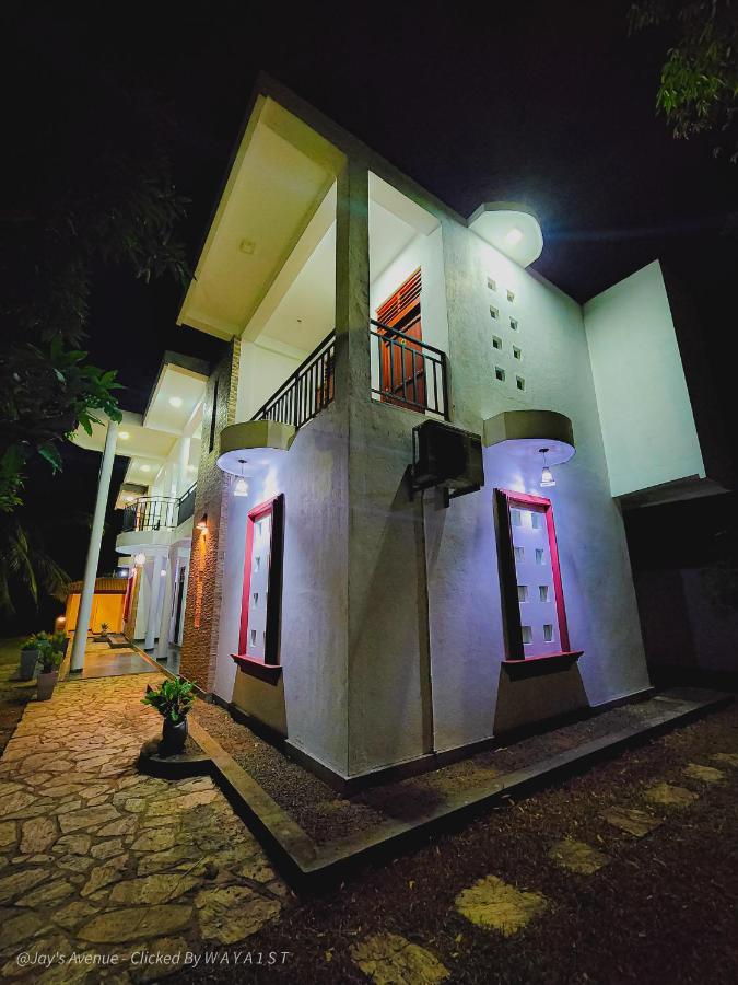 Hotel Jay'S Avenue Udawalawe Exterior foto