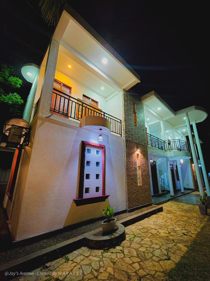 Hotel Jay'S Avenue Udawalawe Exterior foto